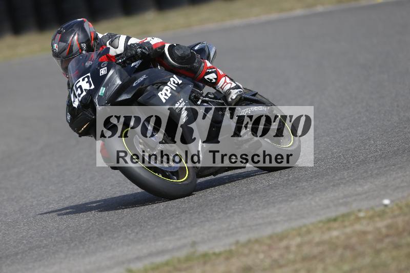 /37 09.08.2026  Pluess Motosport ADR/Freies Fahren/453